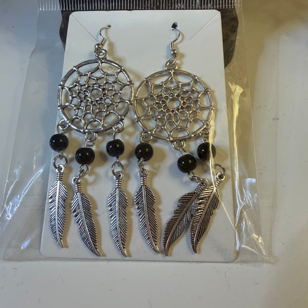 Dangly fashion earrings