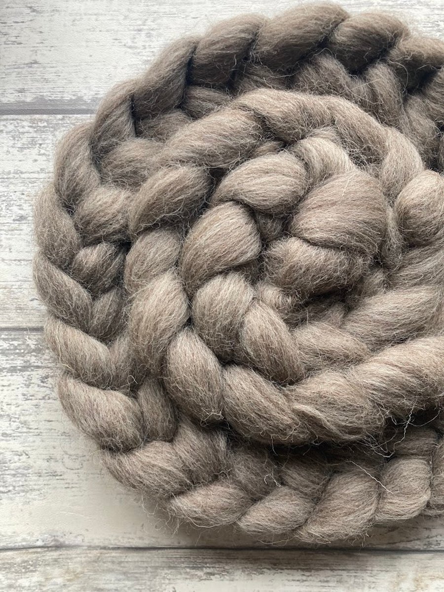 Undyed fibre 100g Grey Shropshire