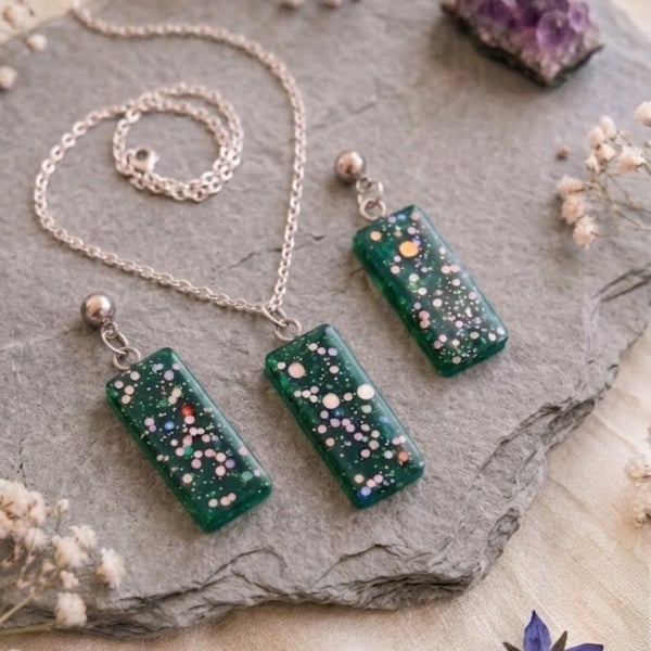 Handmade Emerald Green Resin Jewellery