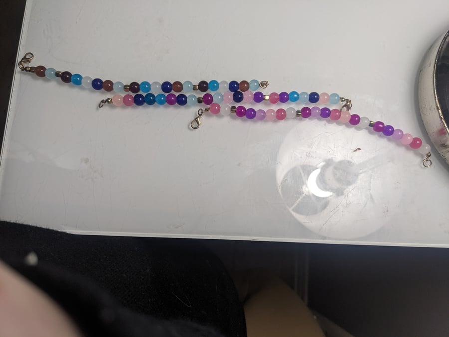 Handmade glass bead bracelet