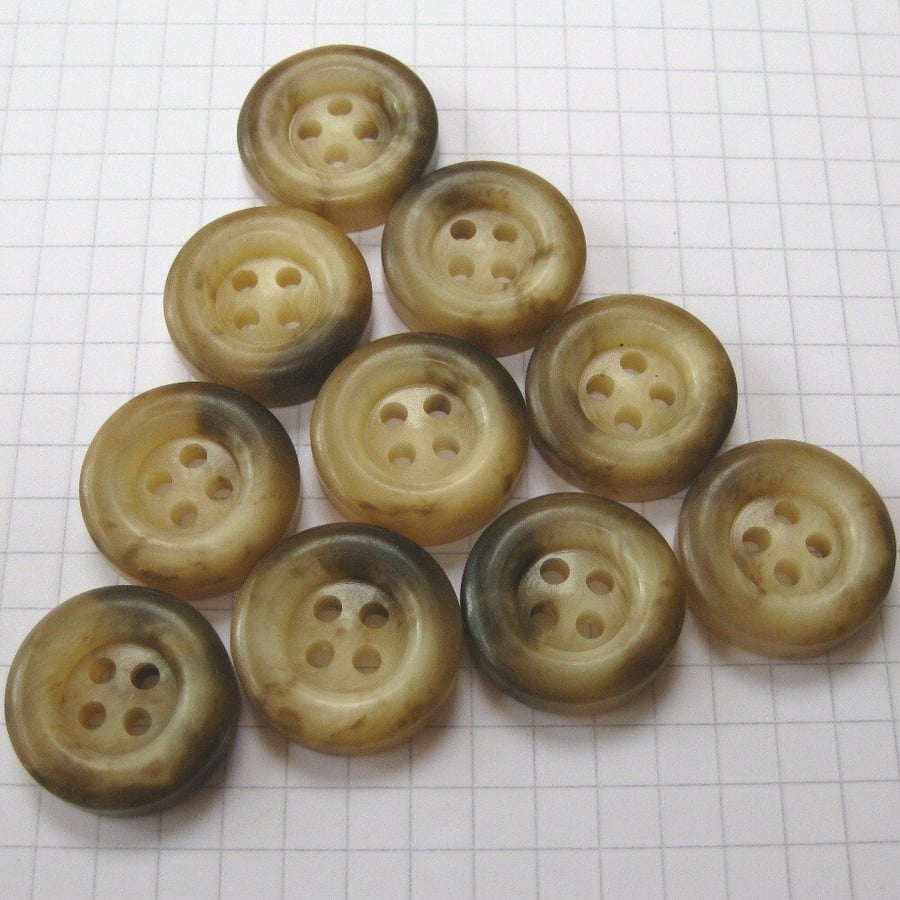 10 Tiny Faux Bone Buttons, 18mm