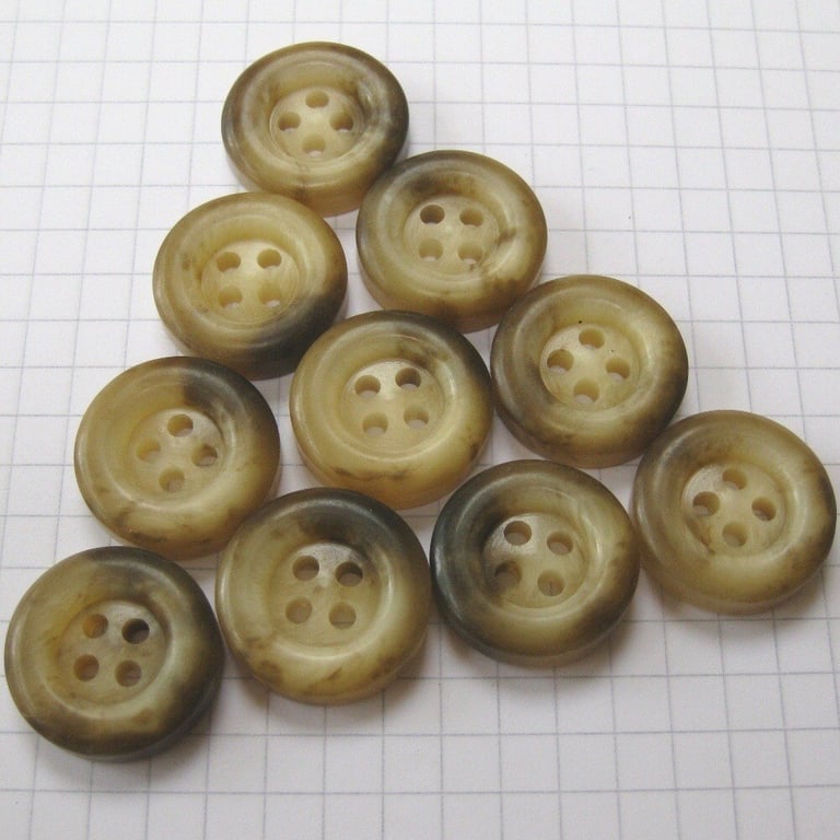 10 Tiny Faux Bone Buttons, 18mm
