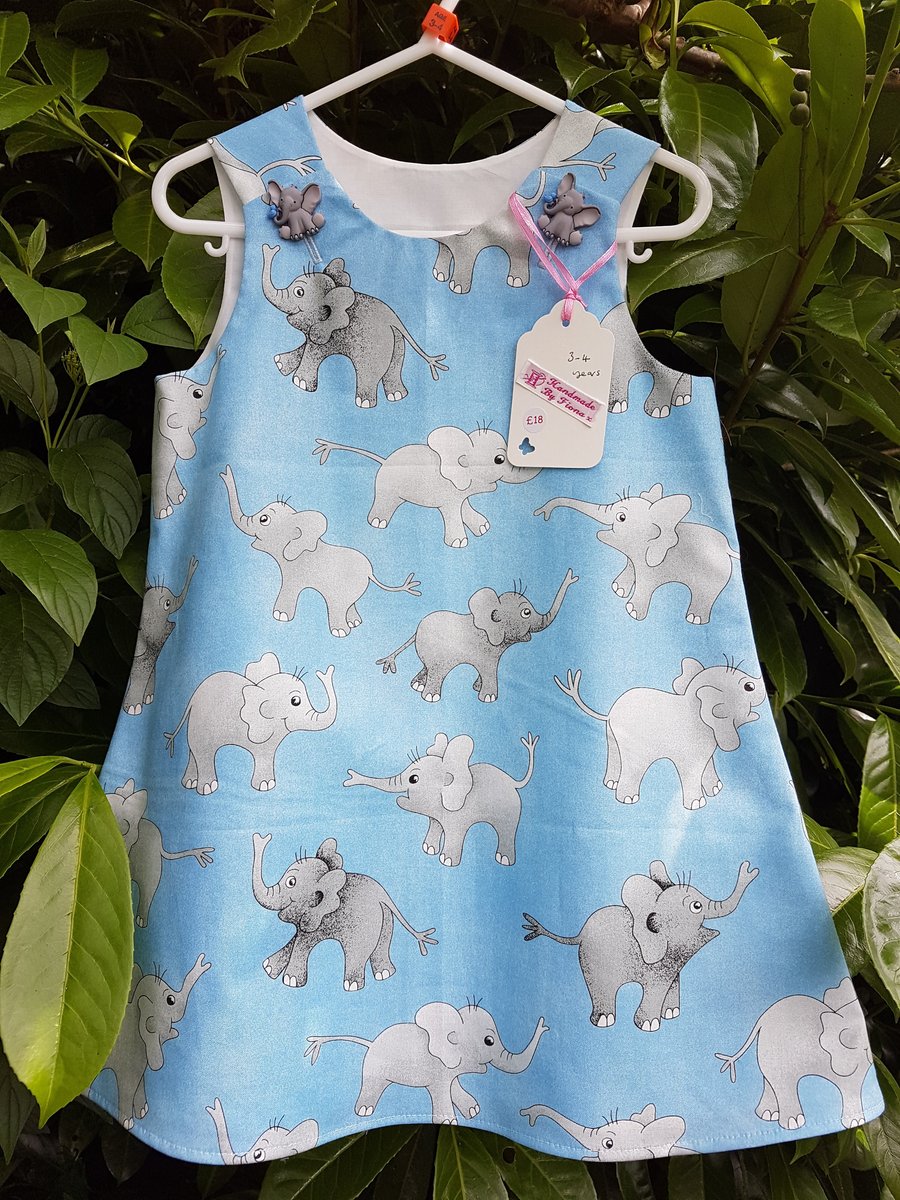 Age: 3-4y. Blue elephant cotton dress. 