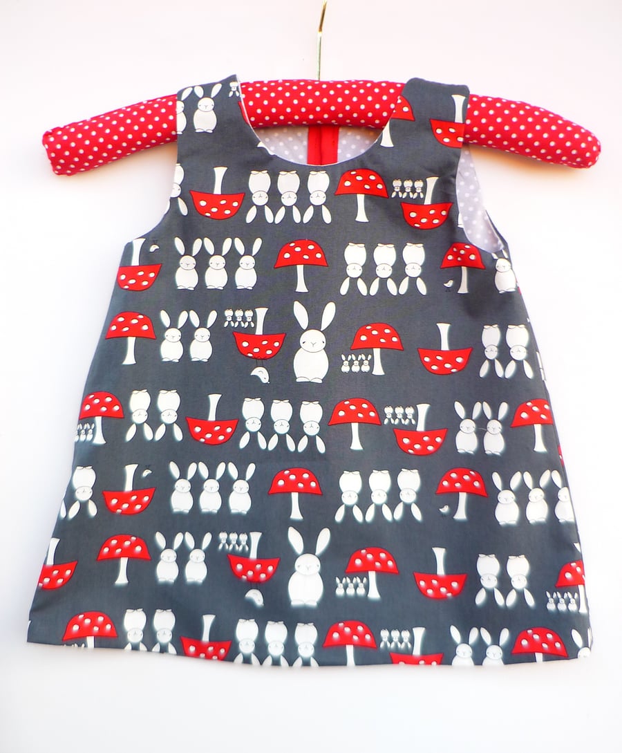Baby Girls Dress Pinafore Smock Style Top Girls Aged 12 - 18 Months Easter Gift