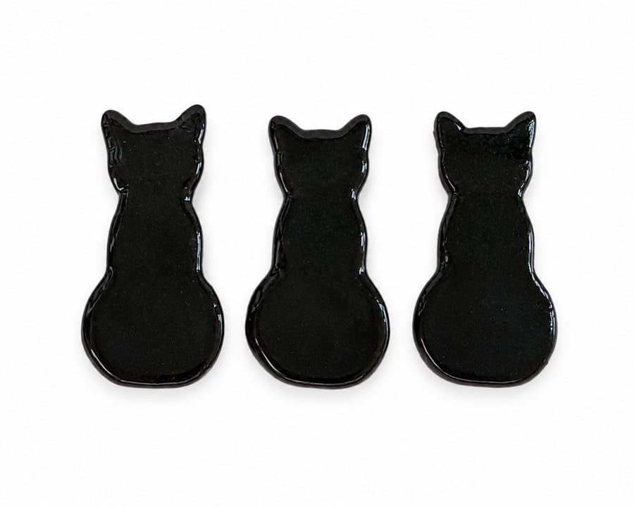 Pack of 3 larger black cats made with Bullseye 90coe glass, halloween