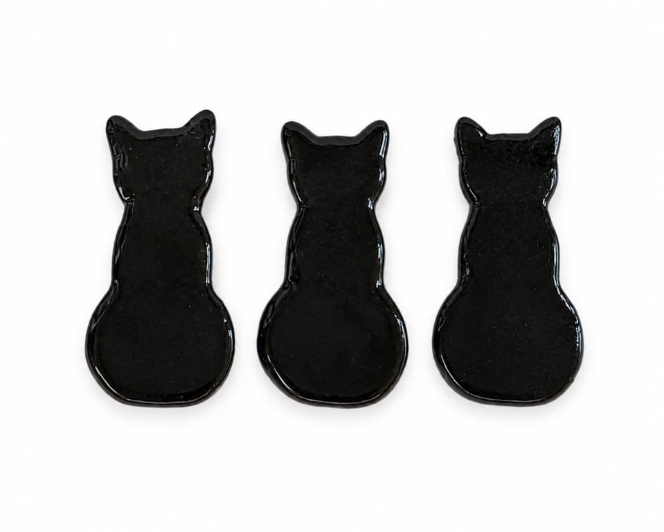 Pack of 3 larger black cats made with Bullseye 90coe glass, halloween