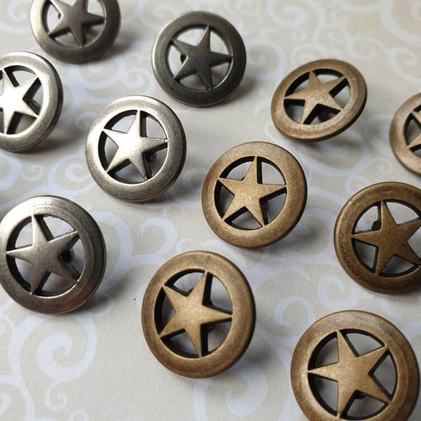 15mm 24L Star Buttons 1980s Vintage