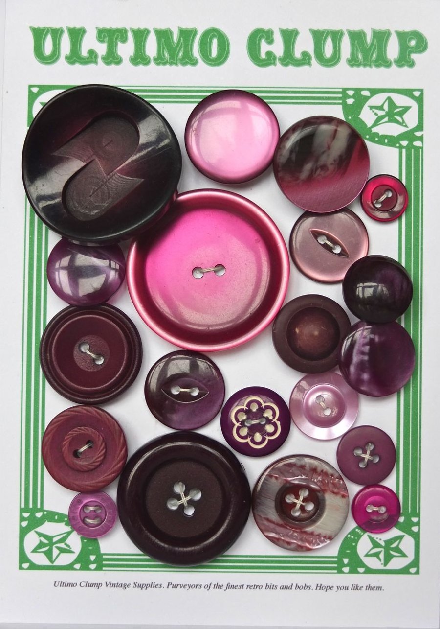 20 Vintage Purple Buttons