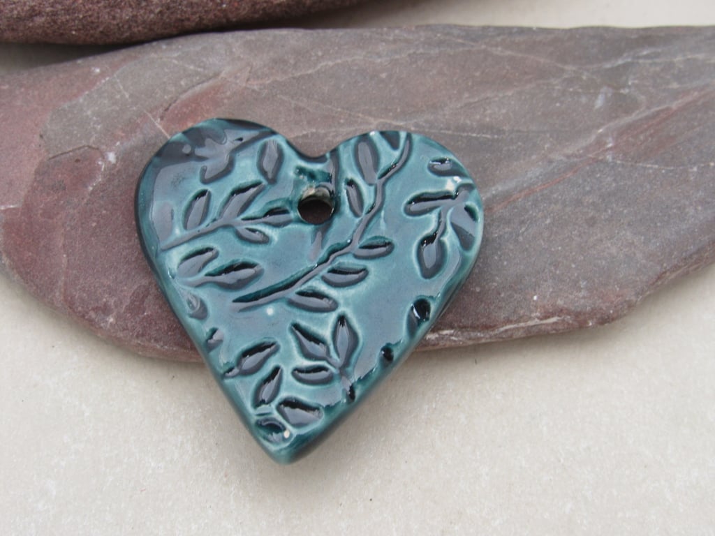 Medium Petrol Blue Leaf Texture Heart Shaped Ceramic Pendant
