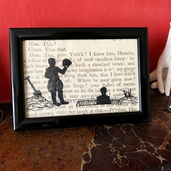 Classic Literature - Shakespeare's Hamlet Silhouette Framed Embroidery