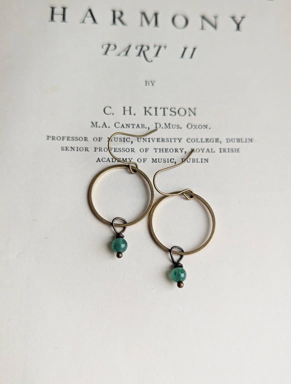 Golden Hoops with Aventurines - drop earrings - moss green gem stones and brass 