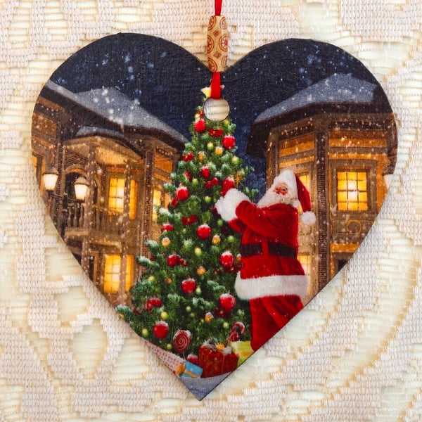 Christmas Decoration Ornament: Decoupaged Wooden Heart 15cm (6") Tree & Santa