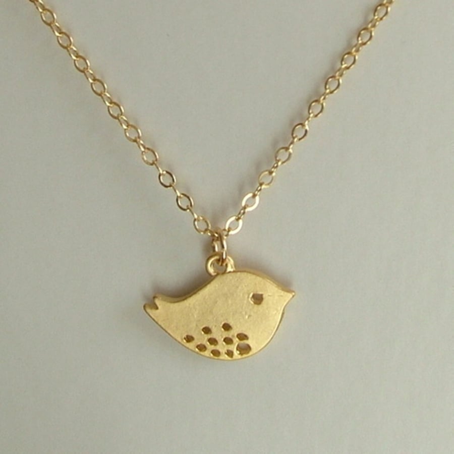 LITTLE GOLD SPARROW  NECKLACE - BIRD NECKLACE  - FREE SHIPPING WORLDWIDE