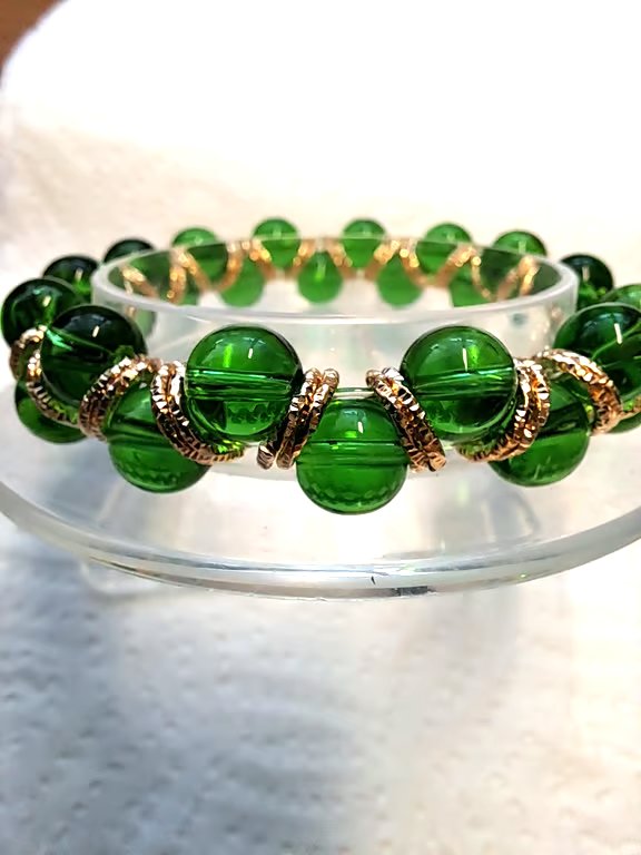 Stretch Watery Emerald glass beaded Chevron Bracelet