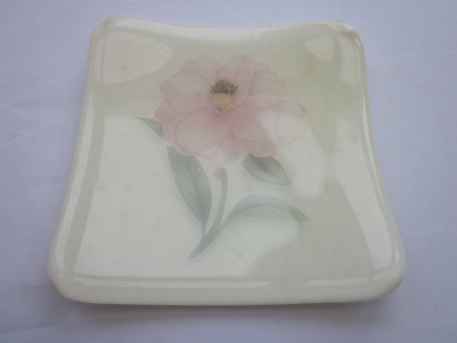 Handmade  fused glass trinket bowl or soap dish - cream with peony