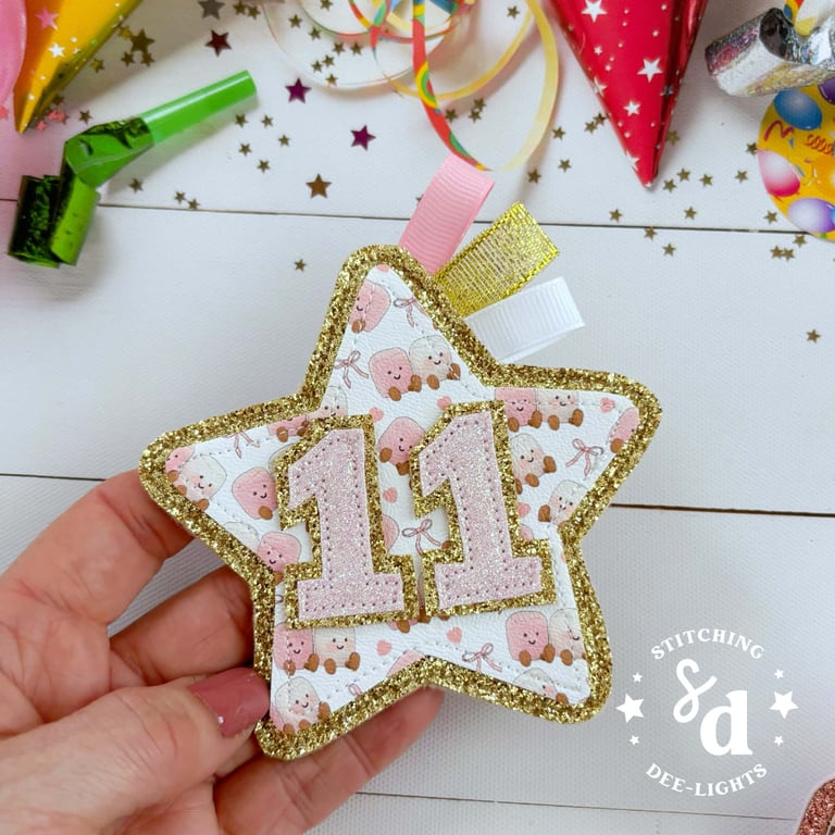 Marshmallow Glitter Star Birthday Badge