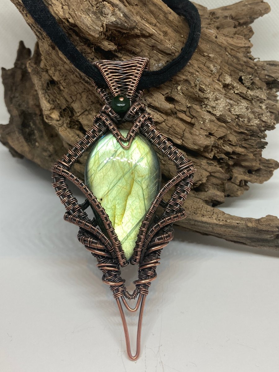 Elven style copper wire and green Labradorite large pendant