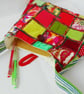 Pyramid shaped shoulder bag in red and green - Image 5