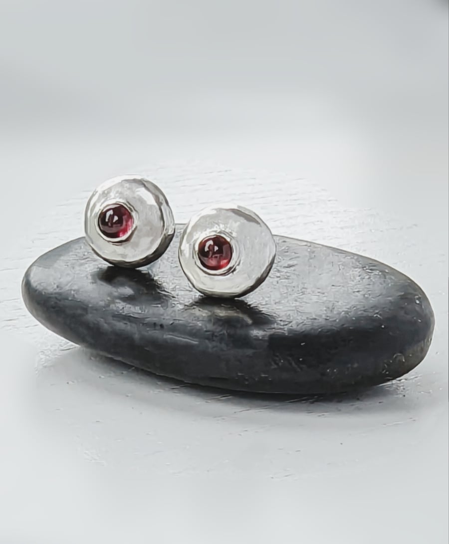 Sterling Silver Garnet stud earringsm Handmade Urban Design