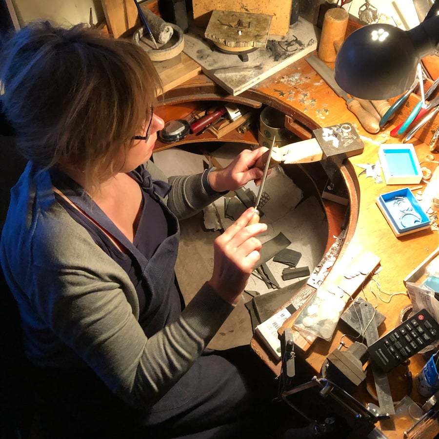 Jo Bagshaw Jewellery Designer & Maker 