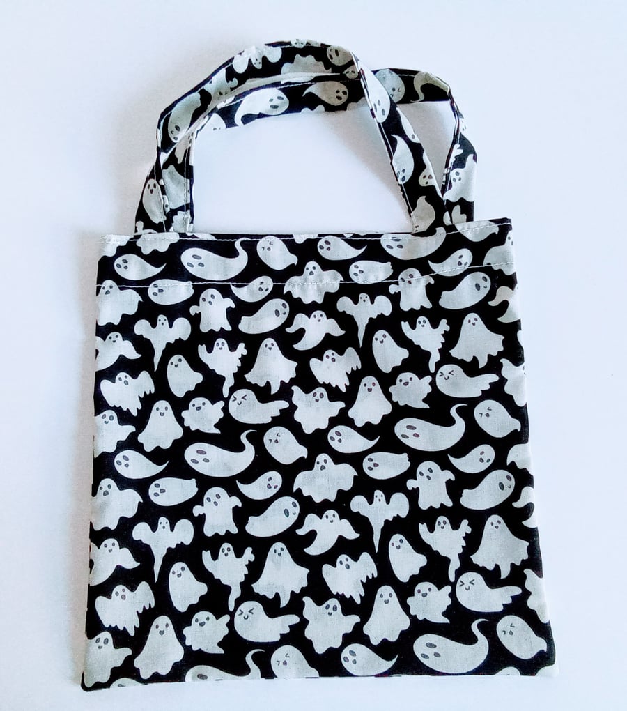 Halloween, bag, Trick or Treat bag, ghosts, spooky, bag for sweets,
