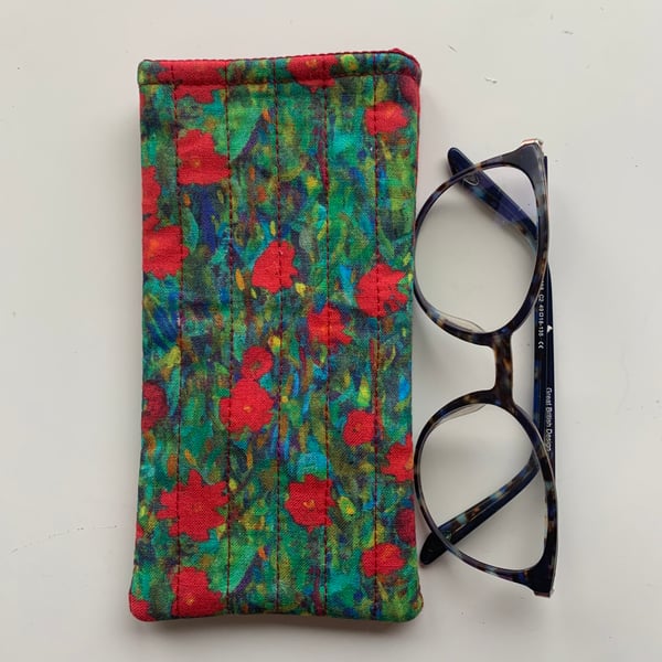 Klimt Farm Flowers Design Print Quilted Fabric Glasses Case