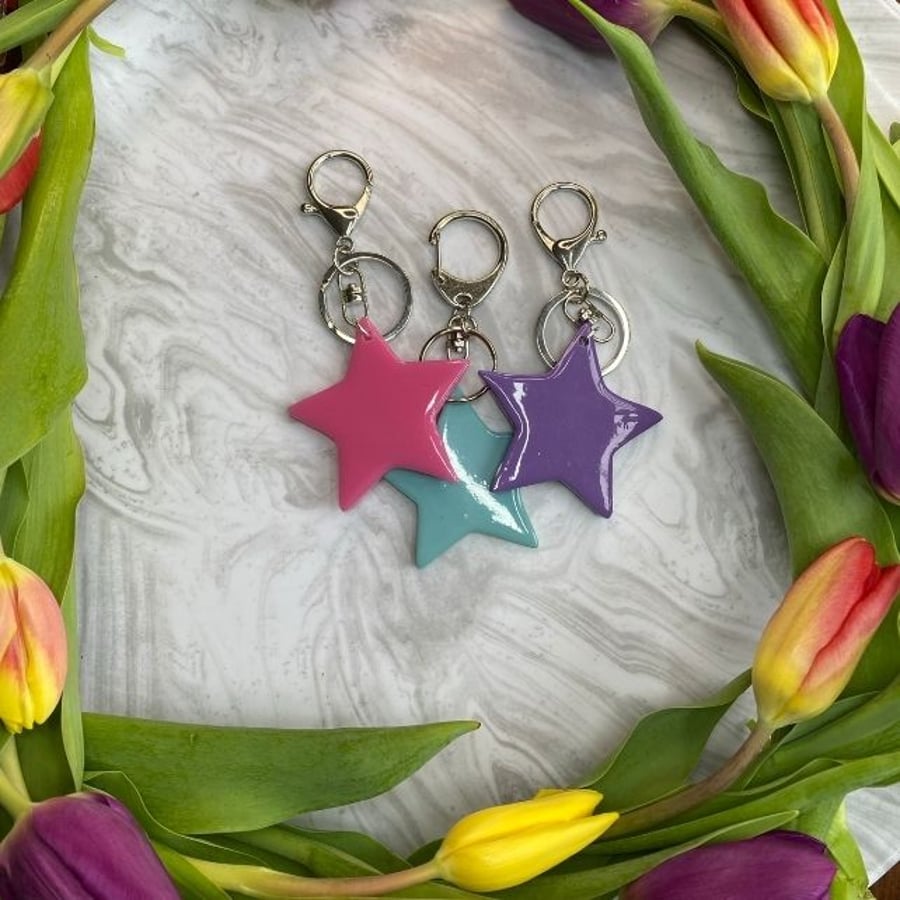 Pastel star keyring.