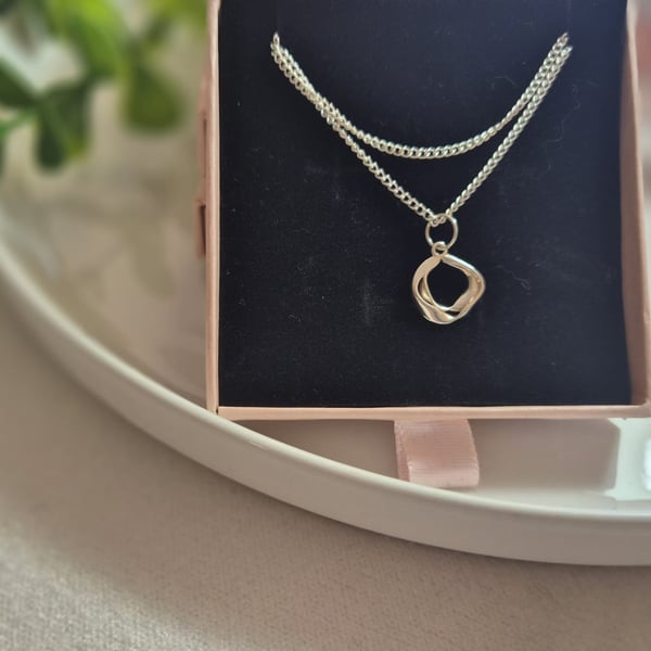 Sterling Silver,Silver Necklace,Round Interwoven Pendant