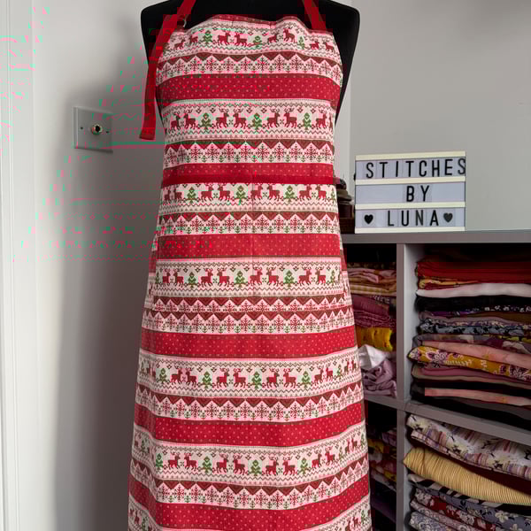Handmade Nordic Christmas Apron – Linen Look Canvas, Adjustable Straps,