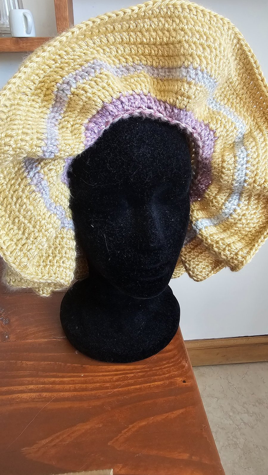 Low Ruffle Sun Hat