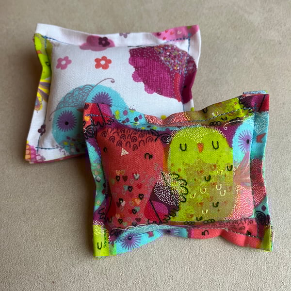 Set of 2 Colourful Owl Patterned Pin Cushions