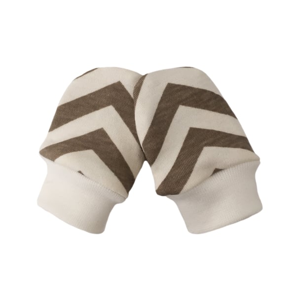 ORGANIC Baby SCRATCH MITTENS in BEIGE SKINNY CHEVRONS  A New Baby Gift Idea