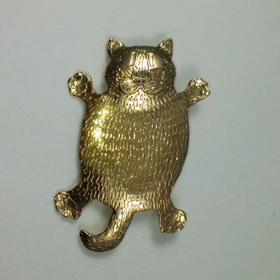 Happy fat cat brooch