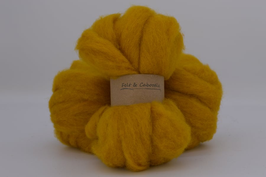 Gold Carded Corriedale wool fibre