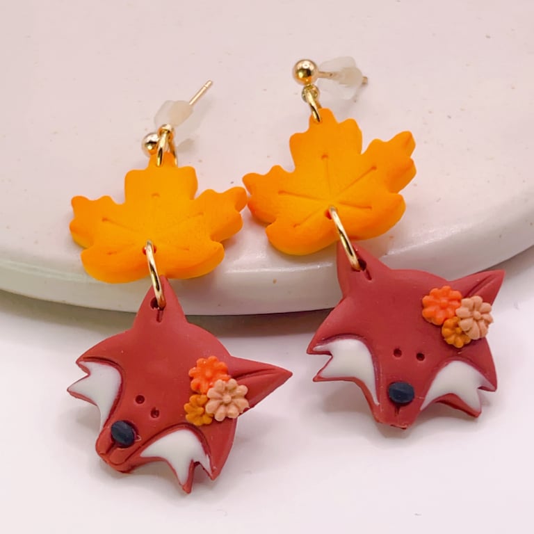 Fox earrings for autumn lovers, woodland animal jewelry with leaves