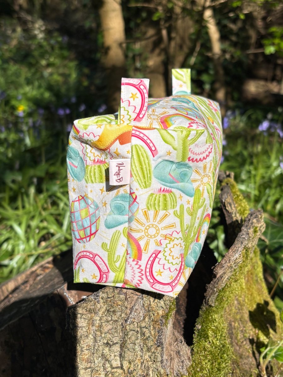 Make-up bag (large) in disco cowboy print