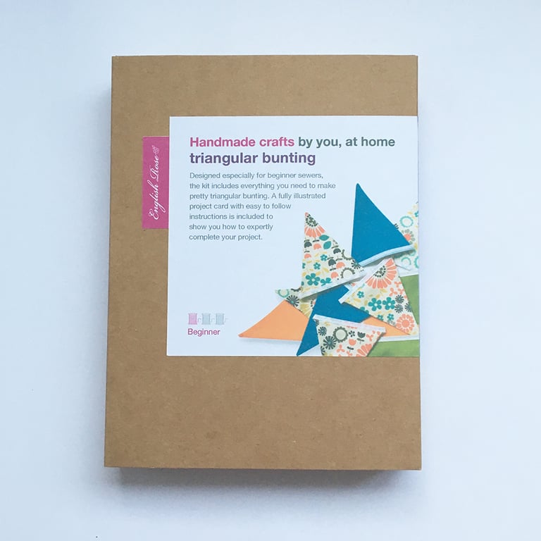 Triangular bunting kit