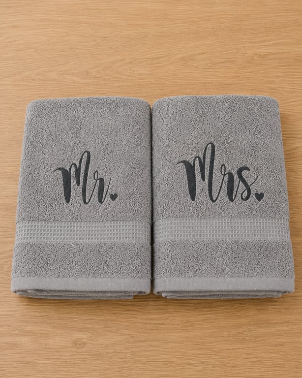 Mr & Mrs Embroidered Hand Towel Set  50 x 90 cm – Grey