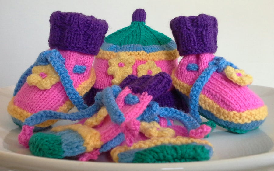 Colourful Baby Girl's Hat, Booties & Mittens Set  0- 6  months (HELP A CHARITY)