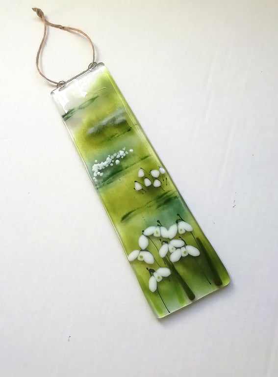 Snowdrop Suncatcher: Fused Glass Wall Art, Spring Flower Decor