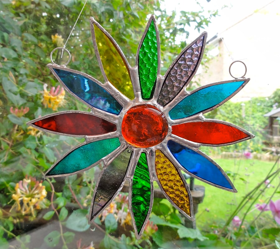 Stained Glass Daisy Suncatcher