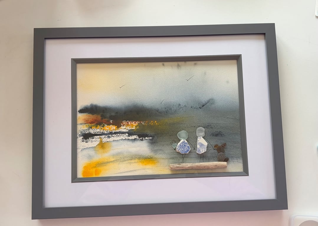 A stroll on the shore 
