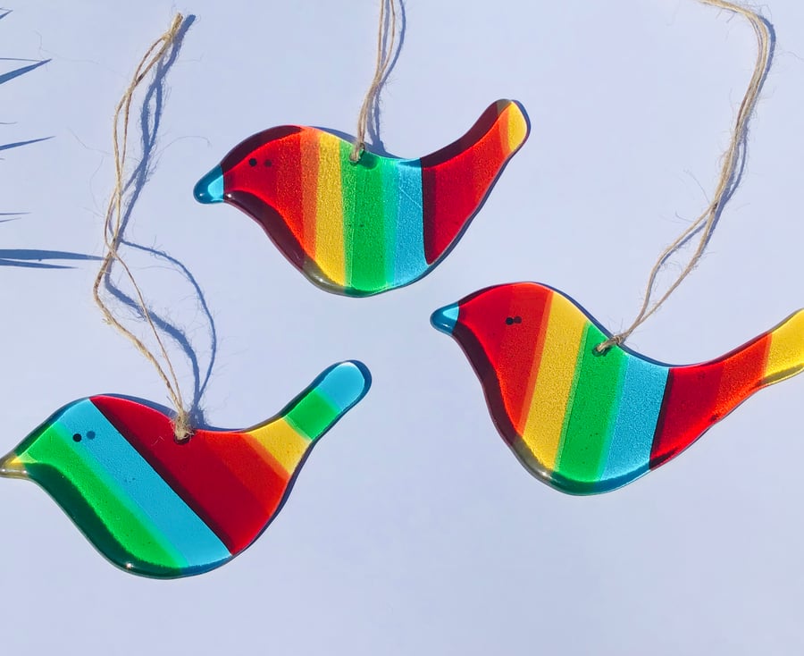 Hanging rainbow birds