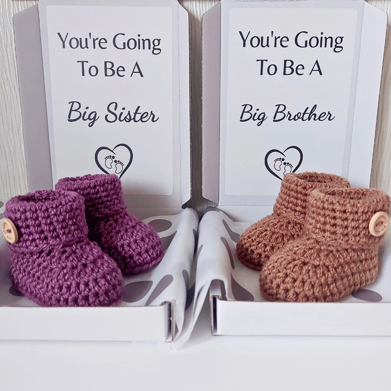 Big Brother or Sister Pregnancy Reveal – Baby Booties in Gift Box