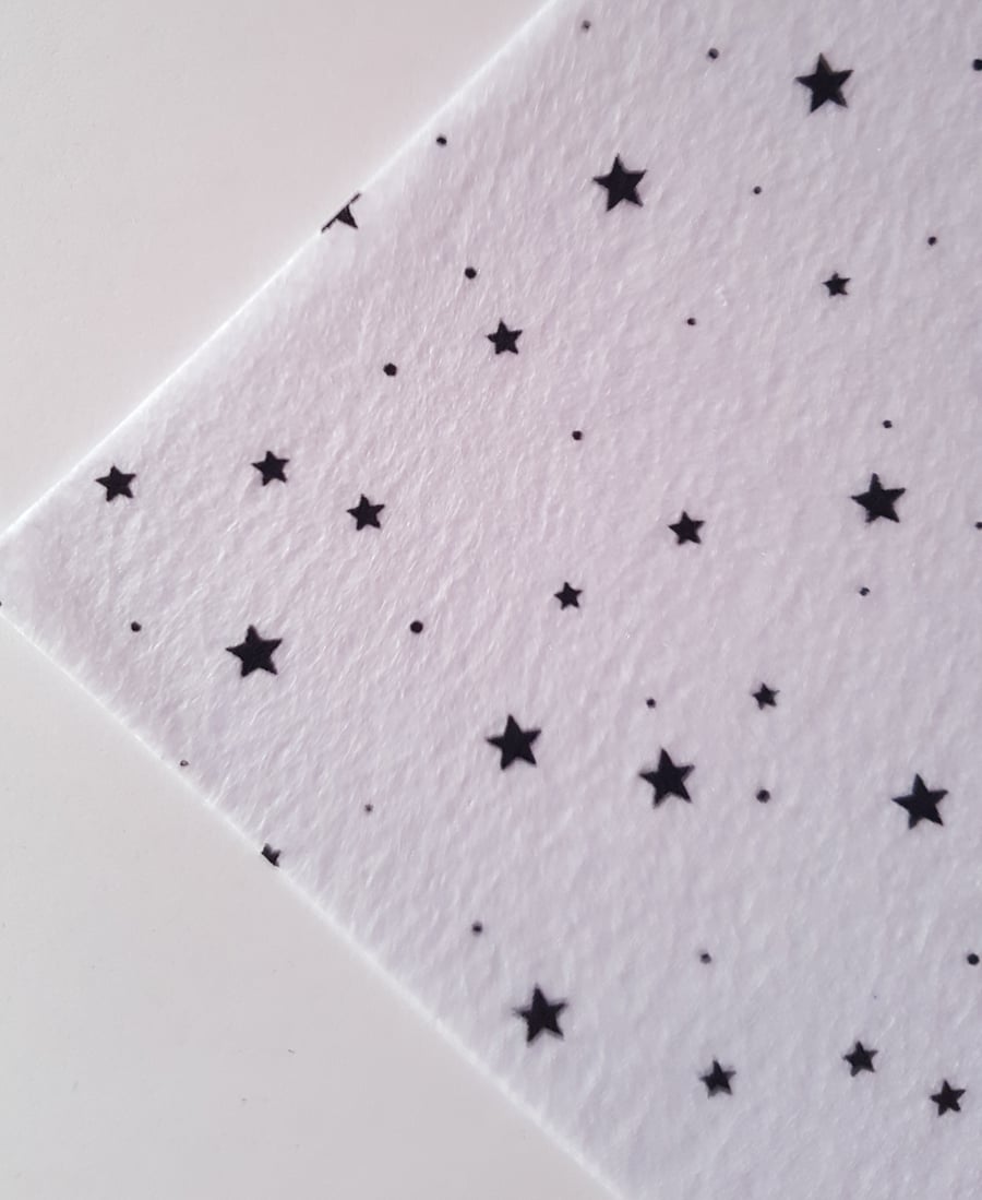 1 x Printed Felt Square - 12" x 12" - Stars - White 