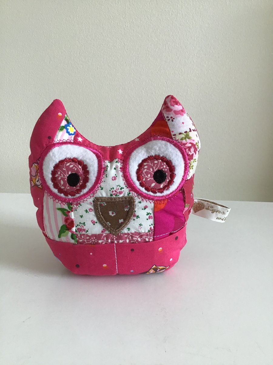 Owl pincushion and storage caddy in pink. Reduced.