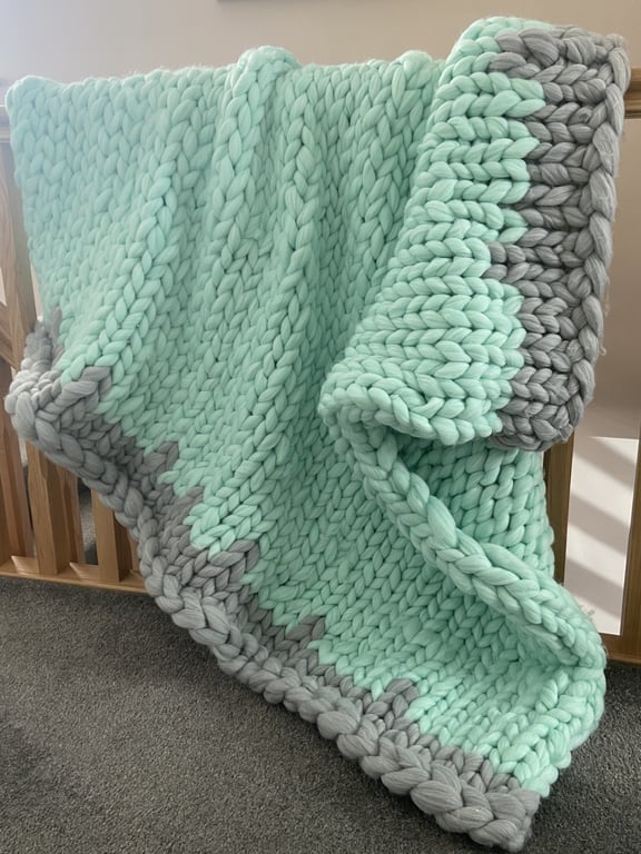 Chunky Hand Knitted Blanket Throw (SALE  -  HALF PRICE!)