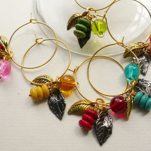 Wine Glass Charms Glass Howlite Black and Gold Tone Leaf  KCJ594