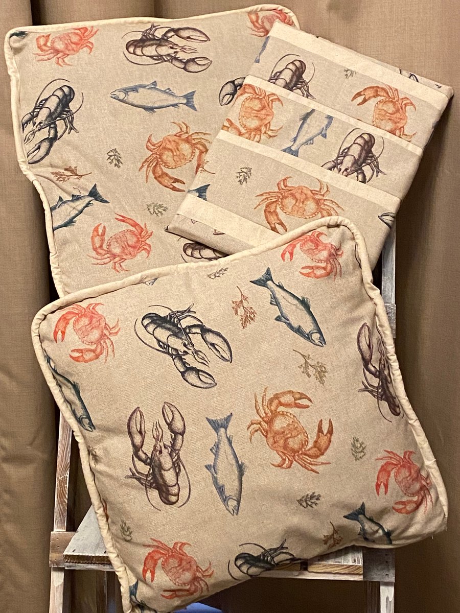 ‘Something fishy going on’ cushion covers set of 4