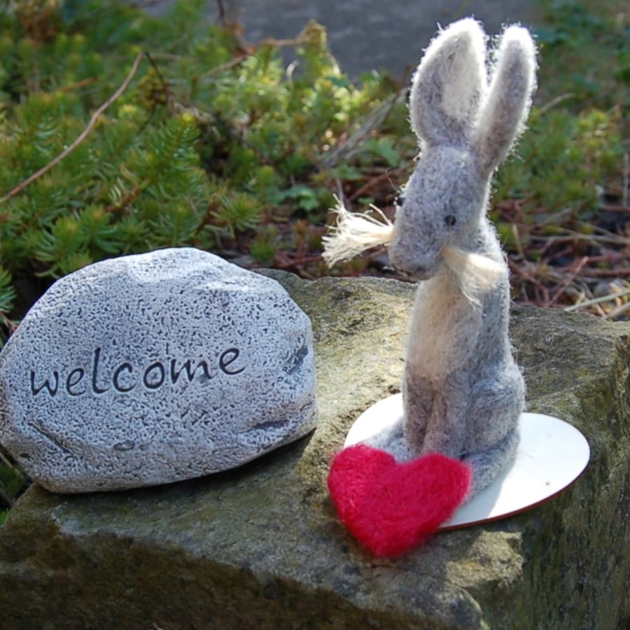 Needle Felt Hare - wool hare - hare ornament.   hare with heart